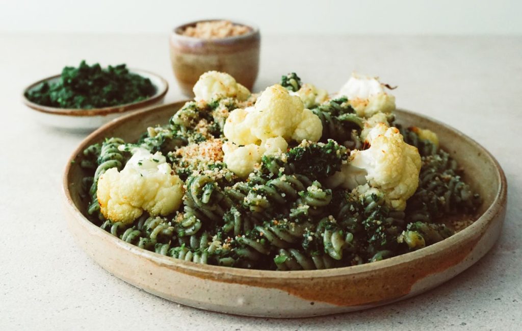 Pastasalade met gremolata van boerenkool