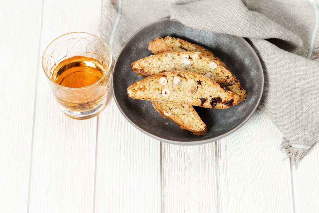 Vegan biscotti met hazelnoten en cranberries
