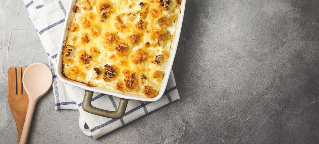 Ovenschotel met aardappelen, savooikool en linzen