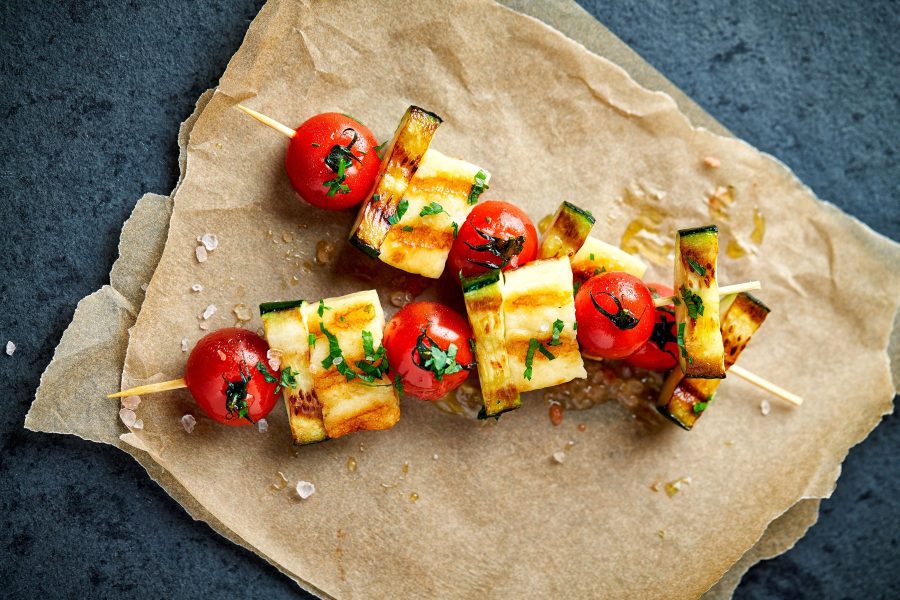 Tofu-courgette-tomaatspiesjes