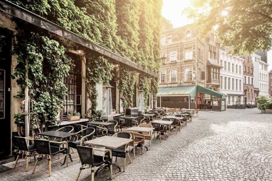 Eropuit in de achtertuin — 11 staycation tips in 't stad